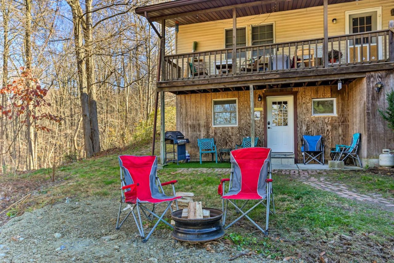 Charming Beacon Apt With Fire Pit Near Hiking! المظهر الخارجي الصورة