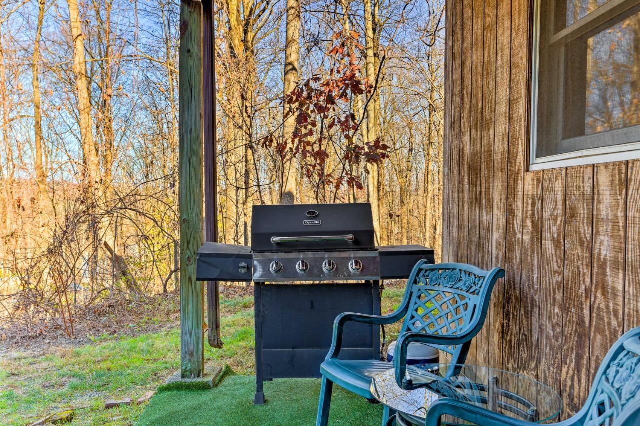 Charming Beacon Apt With Fire Pit Near Hiking! المظهر الخارجي الصورة